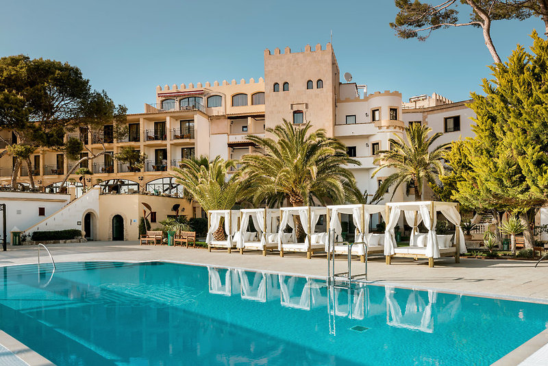 Secrets Mallorca Villamil Resort & Spa in Paguera, Mallorca Pool