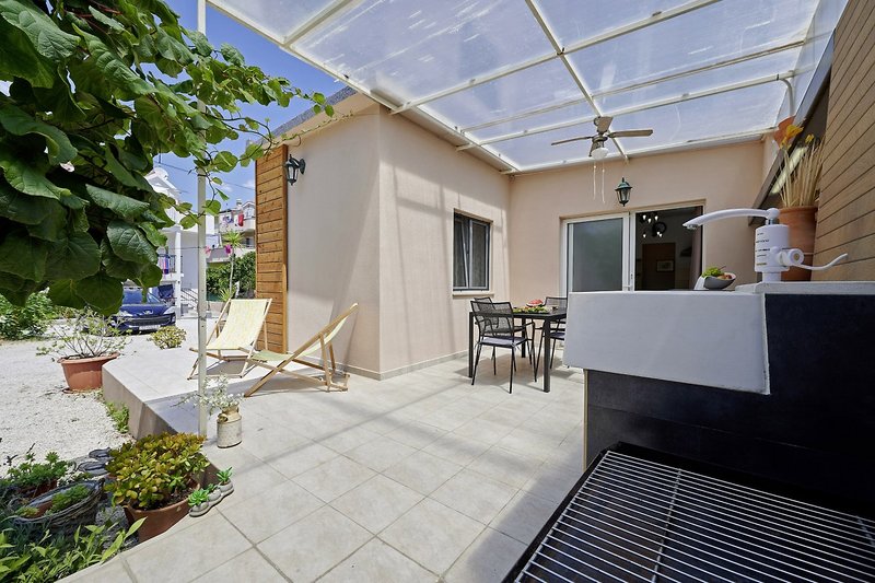 Apartments In Trogir by Smuketa Apartments in Trogir, Zadar (Kroatien) Terrasse