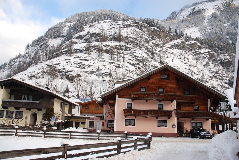 Gasthof-Pension Bergheimat in Längenfeld, Innsbruck (AT) Außenaufnahme