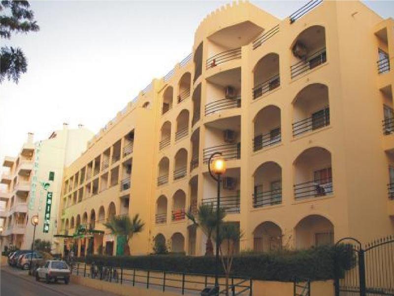 Aparthotel Calema Jardim in Monte Gordo, Faro Außenaufnahme