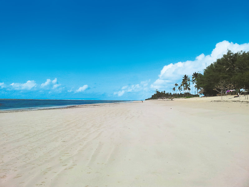 The Maji Beach Boutique Hotel in Diani Beach, Mombasa (Kenia) Strand