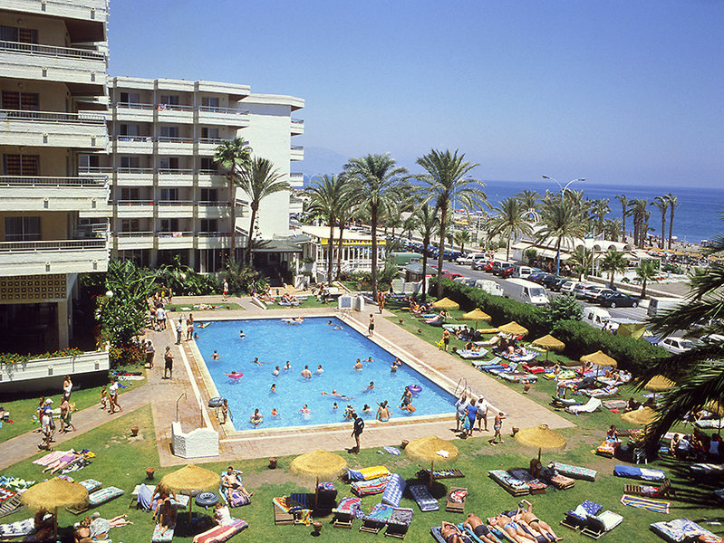 Hotel Apartamentos Bajondillo in Torremolinos, Malaga Pool