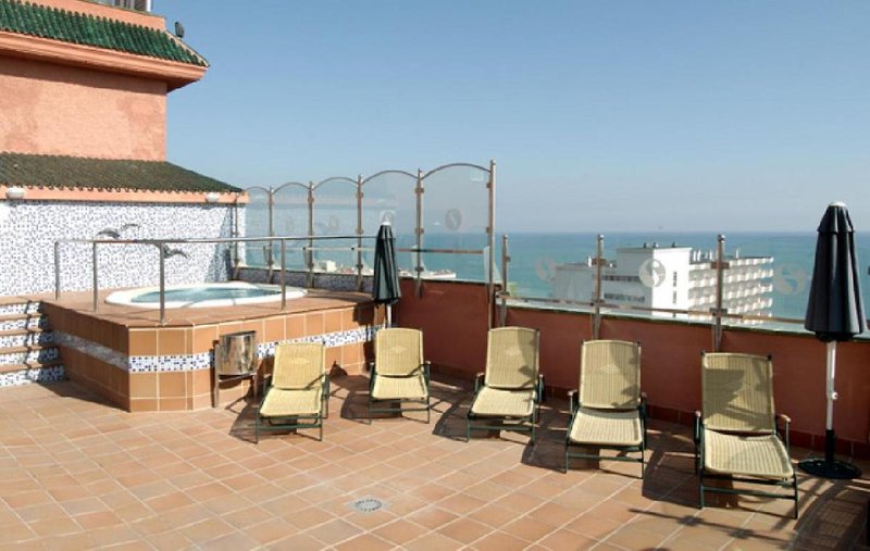 Hotel Fénix Torremolinos in Torremolinos, Malaga Terasse