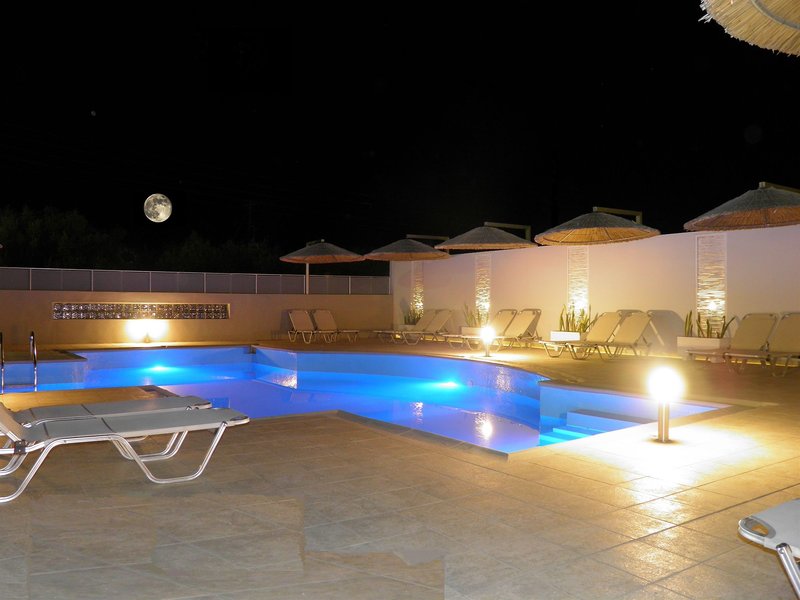 Elounda Garden Suites in Elounda, Heraklion (Kreta) Pool