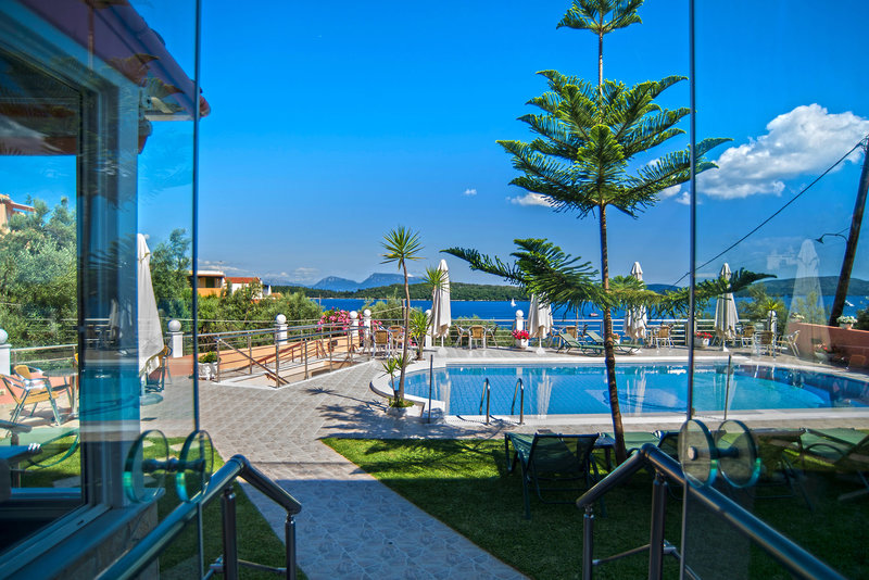 Oasis Hotel in Perigiali, Preveza (Epiros/Lefkas) Pool