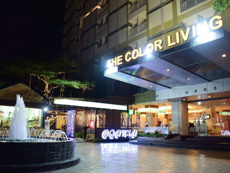 The Color Living in Samut Prakan, Bangkok Außenaufnahme