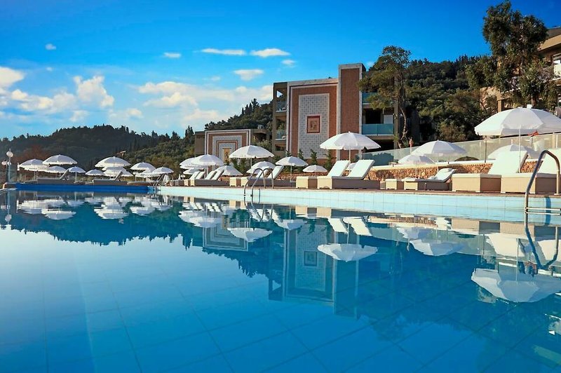 Mythos Palace Resort in Boukari, Korfu Pool