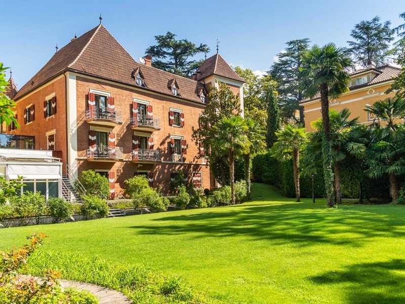 Palace Merano Espace Henri Chenot in Meran, Innsbruck (AT) Außenaufnahme