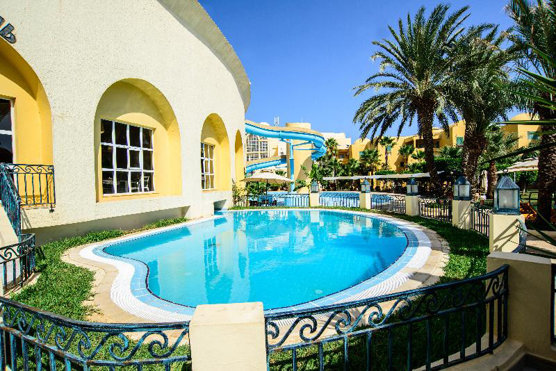 Suites Hotel Les Charmilles & Spa in Gammarth, Tunis (Tunesien) Pool