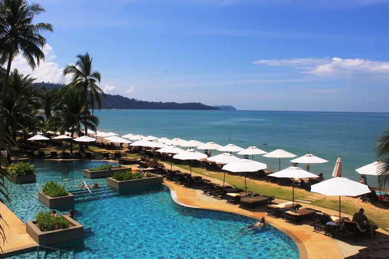 Mukdara Beach Villa & Spa Resort in Khuk Khak, Phuket (Thailand) Strand