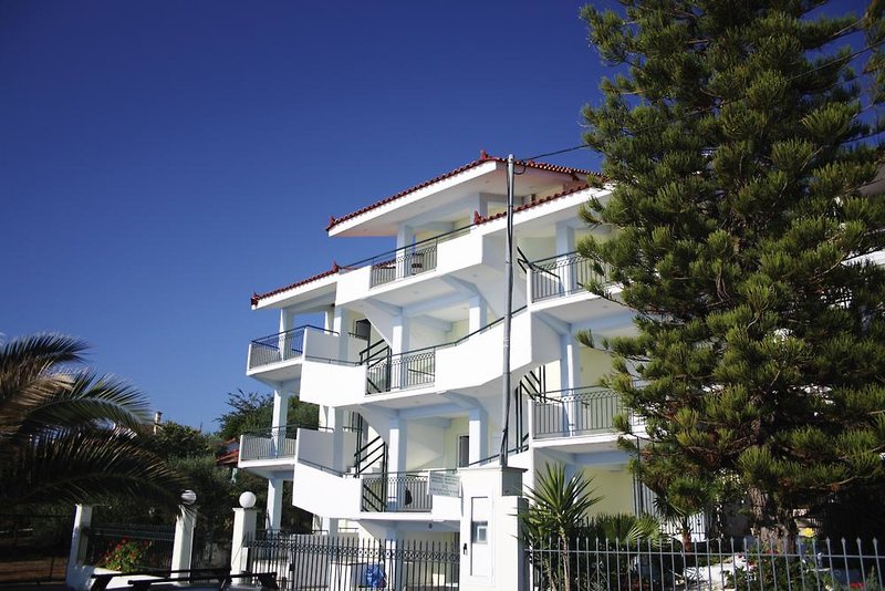 Iris Apartments in Chrani, Kalamata Außenaufnahme