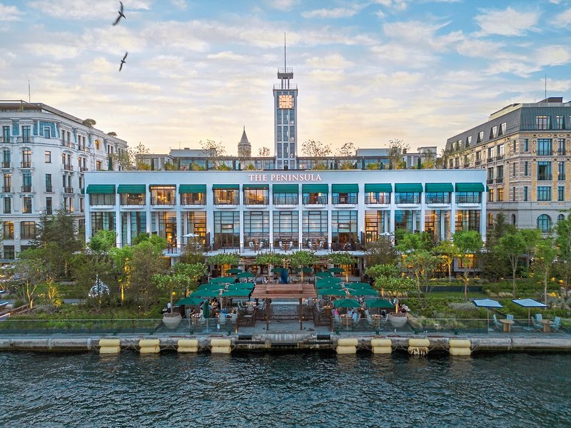 The Peninsula Istanbul in Istanbul, Istanbul Terrasse