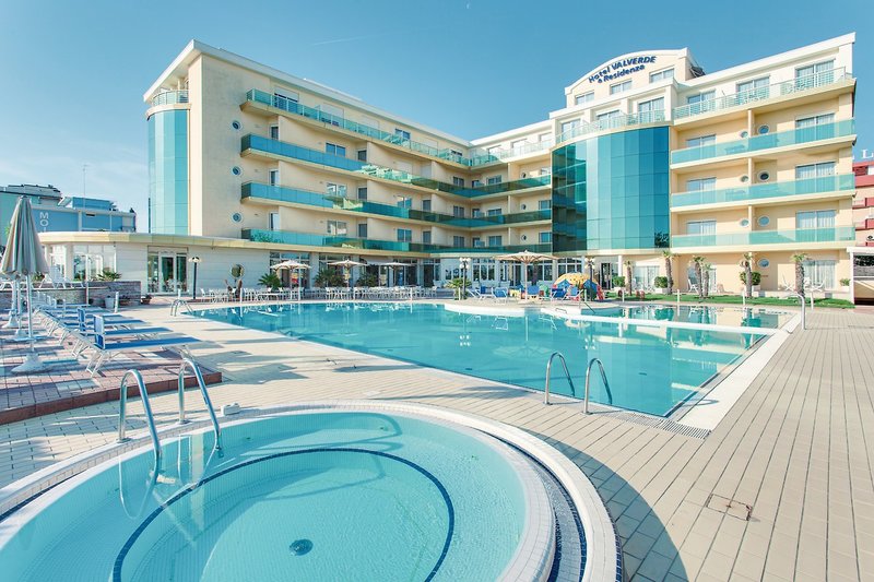 Hotel Valverde & Residenza in Cesenatico, Rimini Pool