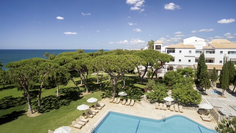 Pine Cliffs Resort - Hotel, a Luxury Collection Resort in Praia da Falesia, Faro Pool