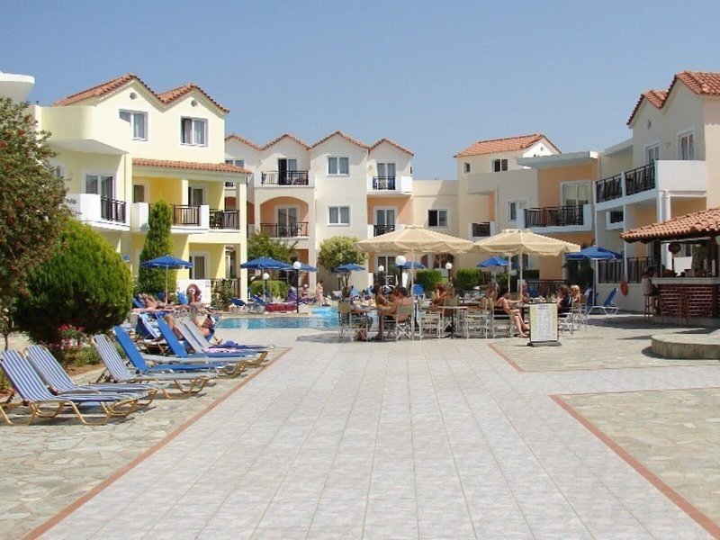 Sunset Suites in Platanias (Chania), Chania (Kreta) Außenaufnahme