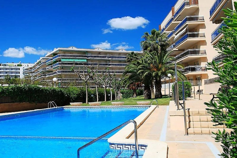 Residencial Ventura Park by Rentalmar in Salou, Reus Pool