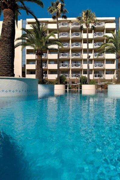 AC Hotel Ambassadeur Antibes - Juan-les-Pins in Juan-Les-Pins, Nizza Pool