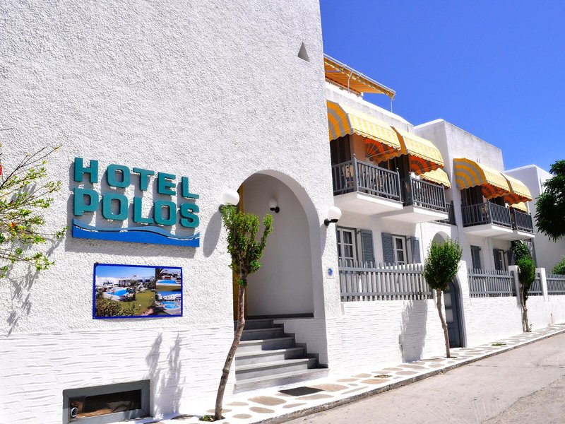 Polos Hotel Paros in Paros, Santorini Außenaufnahme