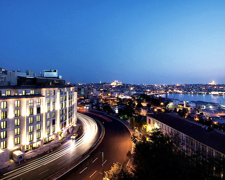 Radisson Blu Hotel, Istanbul Pera in Istanbul, Istanbul Außenaufnahme