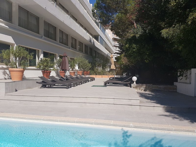 Hôtel Juliana Cannes in Cannes, Nizza Pool