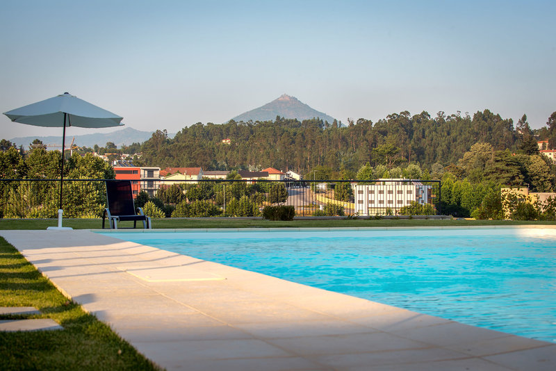 Celorico Palace Hotel & Spa in Celorico de Basto, Porto Pool