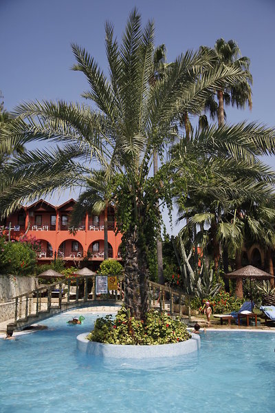 Green Paradise Beach Hotel in Konakli, Antalya Pool