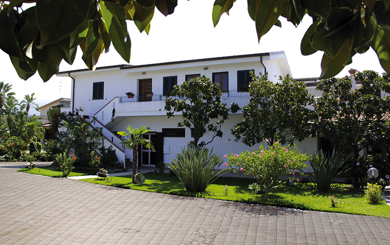 Hotel Residence Il Gattopardo in Capo Vaticano, Lamezia Terme Außenaufnahme