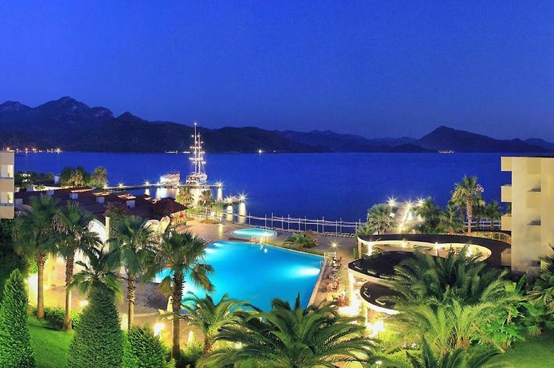 Fortezza Beach Resort in Marmaris, Dalaman Pool