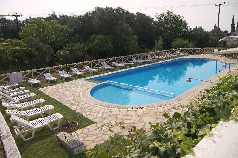 Konstantinos in Ypsos, Korfu Pool