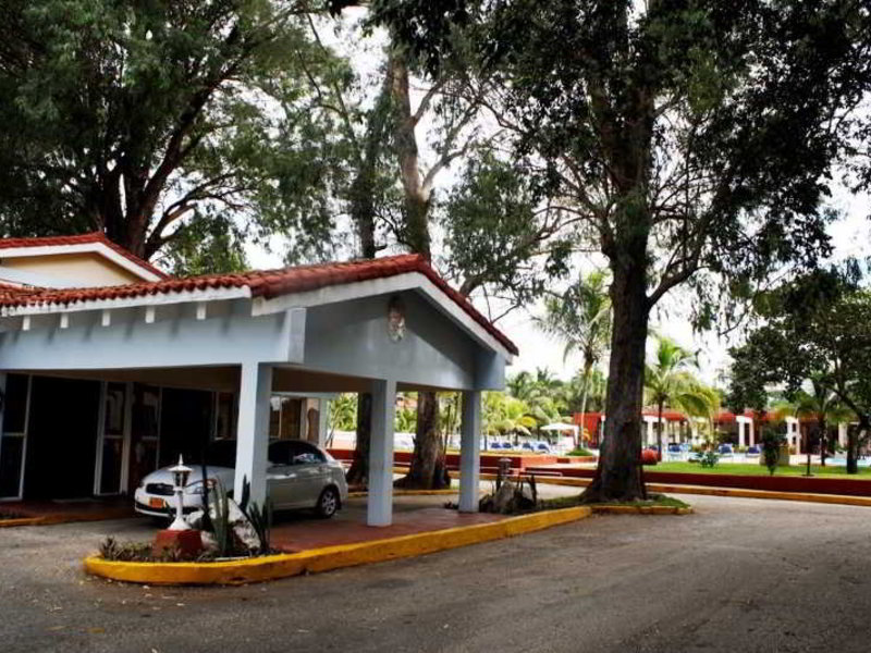 Villa Los Laureles in Sancti Spiritus, Santa Clara Außenaufnahme