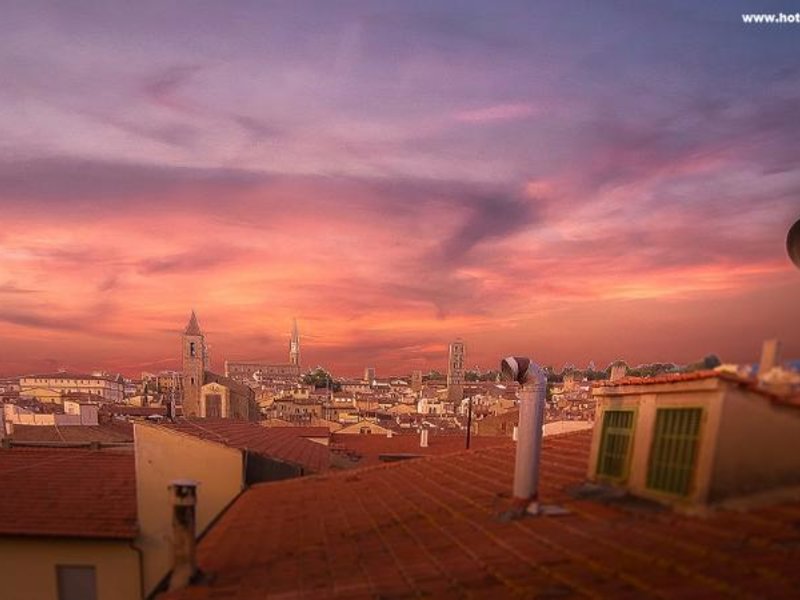 Hotel Portici in Arezzo, Pisa Strand