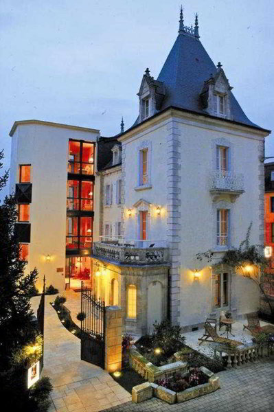 Au Grand Hôtel De Sarlat - Pavillon Clos la Boetie in Sarlat-la-Canéda, Bordeaux Außenaufnahme