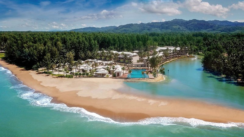 Devasom Khao Lak Beach Resort & Villas in Khuk Khak, Phuket (Thailand) Strand