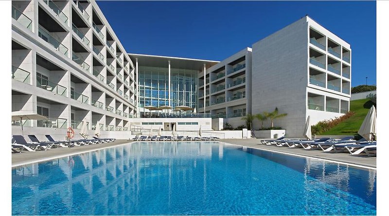 Crowne Plaza Caparica Lisbon in Costa da Caparica, Lissabon Pool