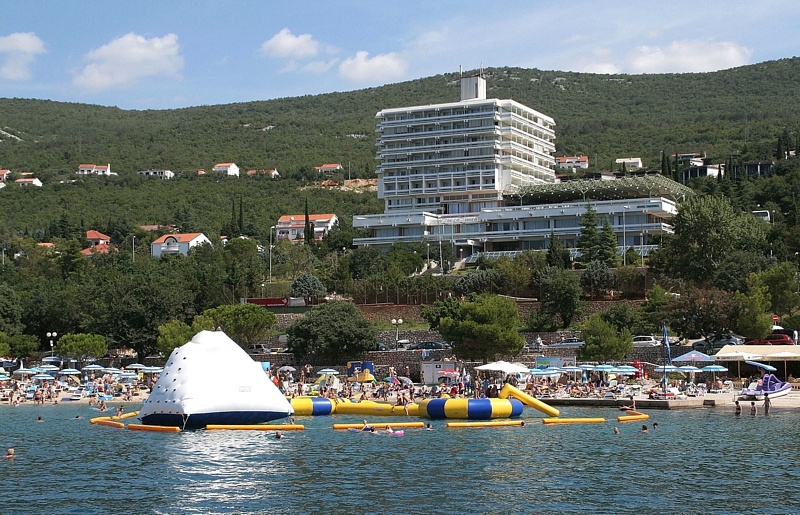 Hotel Omorika in Crikvenica, Rijeka (Kroatien) Pool