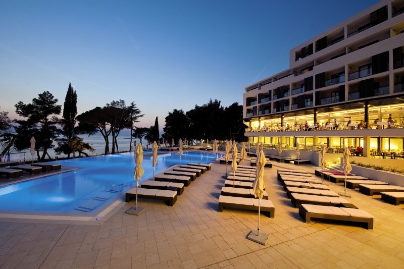 Hotel Parentium Plava Laguna in Porec, Pula (Kroatien) Pool