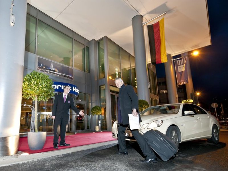 Dorint Hotel Köln am Heumarkt in Köln, Köln/Bonn (DE) Außenaufnahme