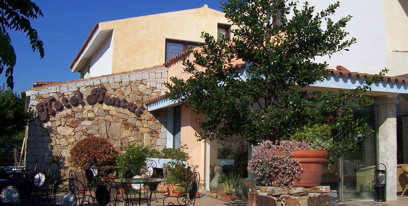 Bonsai Hotel in San Teodoro, Olbia,Sardinien Außenaufnahme