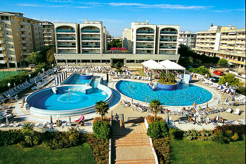 Aparthotel Imperial in Bibione, Venedig Außenaufnahme