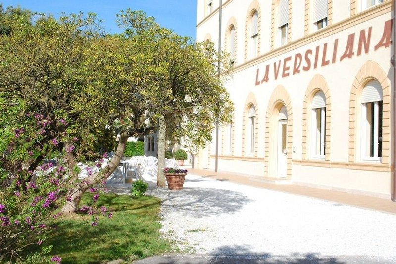 Re-Versiliana Hotel in Marina di Pietrasanta, Florenz Garten