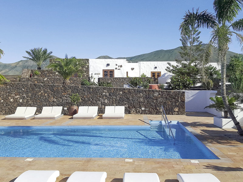 Casa Rural Vistas Salinas in Yaiza, Lanzarote Pool