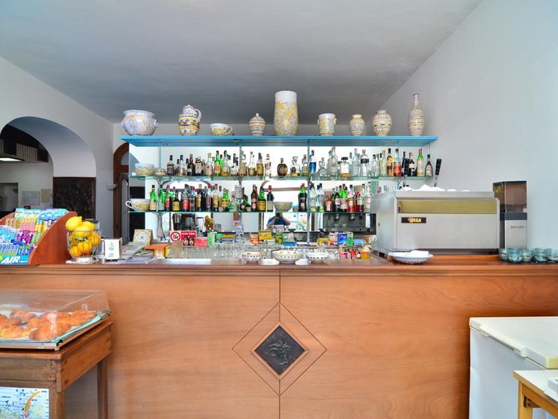 Hotel Terme Marina in Lacco Ameno, Neapel Bar