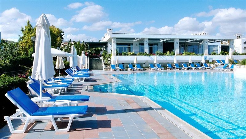 Annabelle Beach Resort in Anissaras, Heraklion (Kreta) Pool