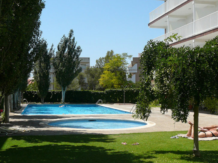 Apartamentos Sunway Amapola in Sitges, Reus Pool