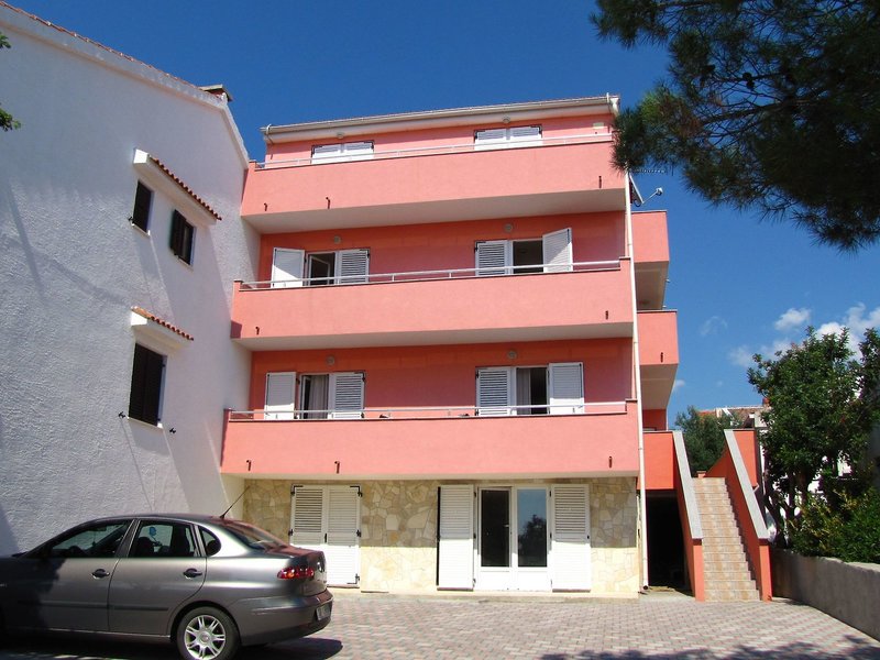 Apartments Antonija in Novalja, Rijeka (Kroatien) Außenaufnahme