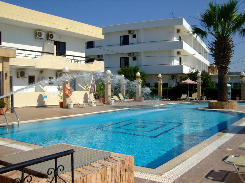 Antonios Hotel in Faliraki, Rhodos Pool