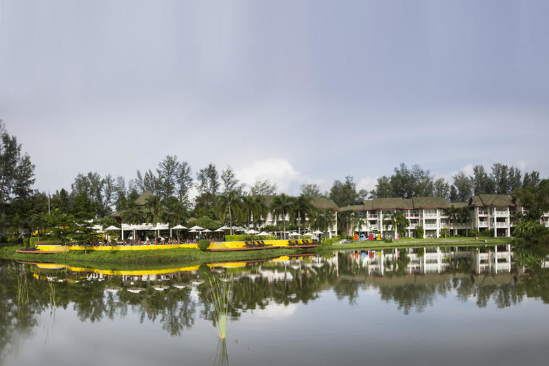 Homm Suites Laguna in Bangtao Beach, Phuket (Thailand) Pool