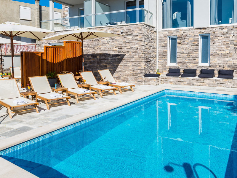 Apartments Villa Capitano in Mlini, Dubrovnik (Kroatien) Pool