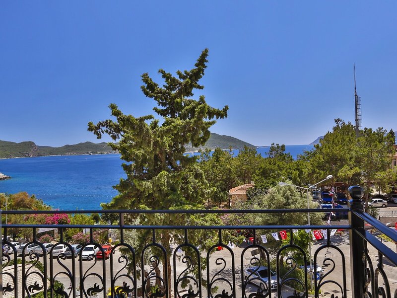 Livia Hotel in Kas, Dalaman Landschaft