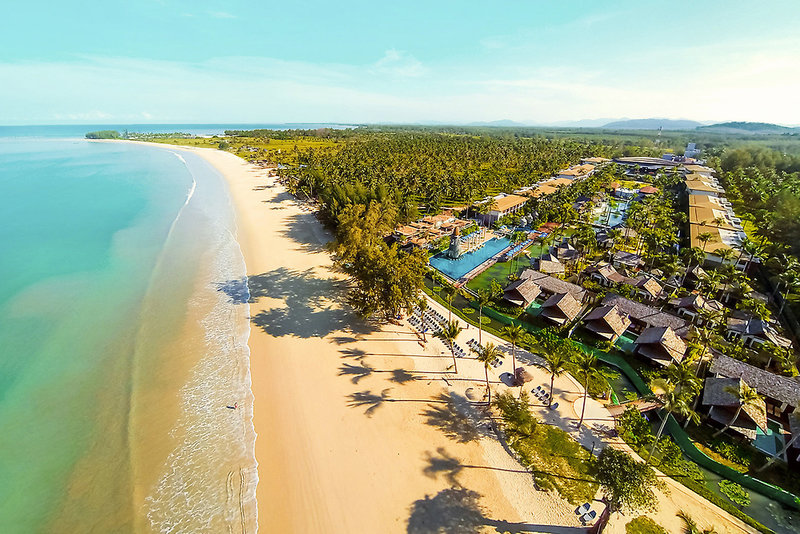 Graceland Khaolak Beach Resort in Khao Lak, Phuket (Thailand) Strand